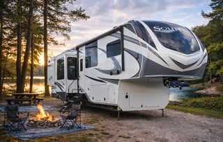 Luxury Rear kitchen Grand Design Solitude
