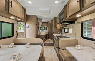 S7 COACHMEN LEPRECHAUN