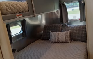 NEW! Airstream Flying Cloud 23' (Sarah Jane)