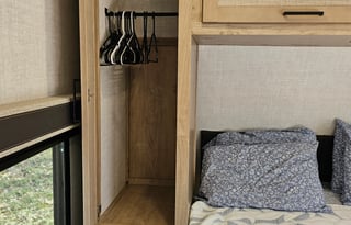 J And A's Superior Rv Rental - Ember 22MLQ