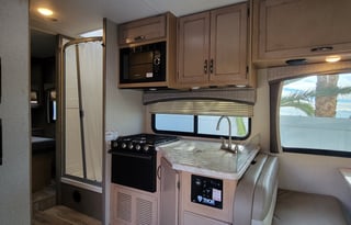 2021 Thor Motor Coach Four Winds 28A