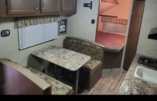 2016 Keystone Hideout 185LHS Small but Cozy