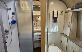 Glamping in International Luxury (WE DELIVER )