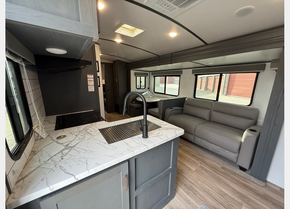 Travel Trailer rentals in West hills