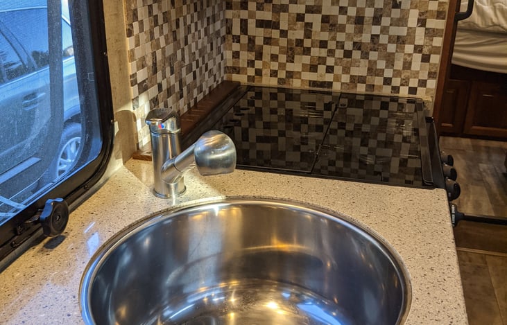 extra deep sink is awesome