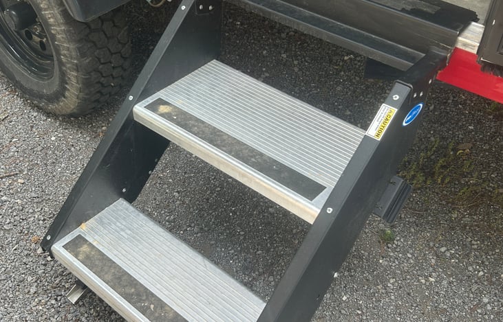 Very sturdy steps!
