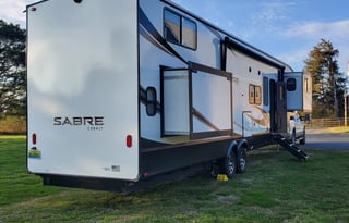 2021 Forest River Sabre 37 FLL