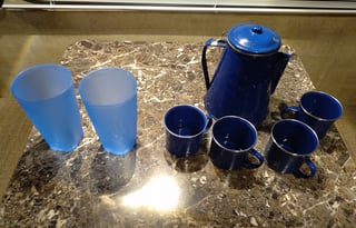 FREE WIFI & CABLE TV!!!!