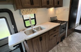 2022 Forest River RV Sunseeker LE 2850SLE Ford