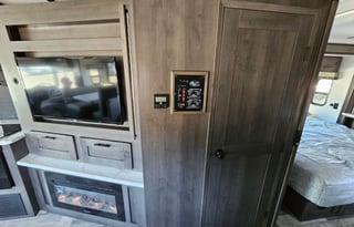 2020 FR3 30DS with 10+Day Power+Starlink Internet