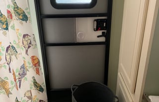 Rolling Farmhouse! ( Delivery Only ) 26’