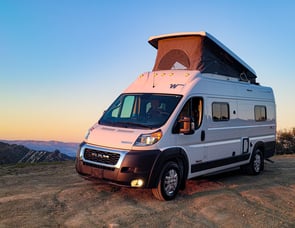 Winnebago Solis 59P