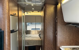 2020 Airstream RV Globetrotter 25FB