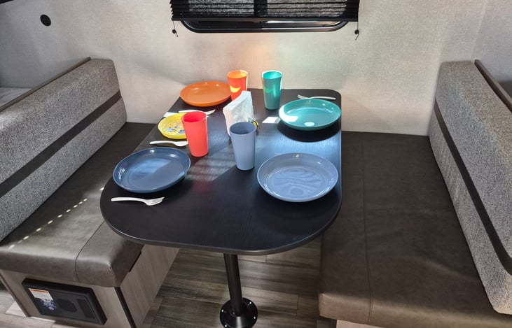 Enjoy a nice warm family meal in this dinette