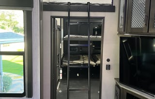 2022 Grand Design Momentum 381 M