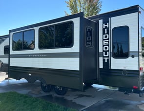 Keystone RV Hideout 27RLSWE