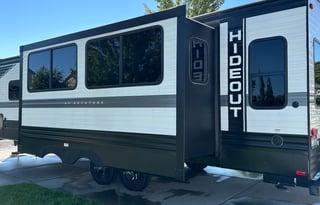 Butch n Karrie's Rolling Retreat RV Rental