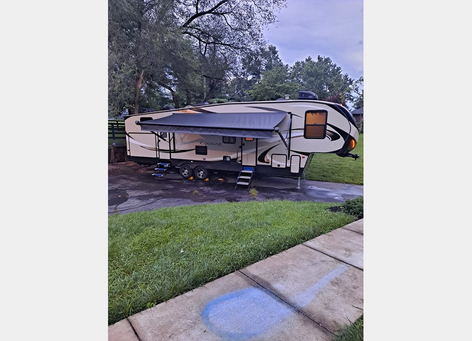 Fifth Wheel rentals in Morehead