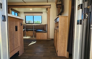 2018 Starcraft Launch Outfitter 24ODK