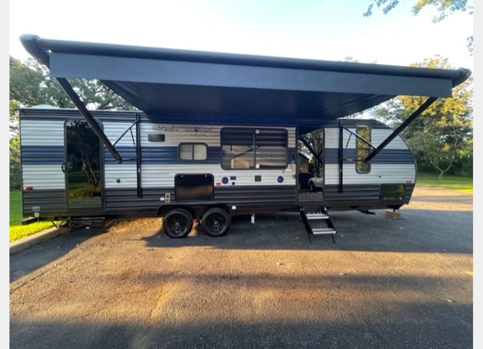 Travel Trailer rentals in Naperville