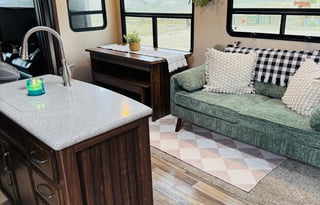 2017 Keystone Montana 5th Wheel