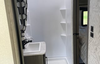 Roaming & Relaxing, LLC - Extended Season Trailer