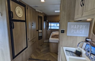 Free Wifi | Easy to Drive | Sleeps 7 | Big Battery