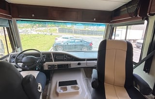 Travel with Ease & Comfort! Pets Welcome