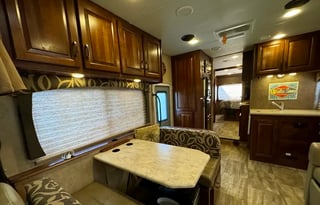 Adventure Ready RV | Sleeps 10 | Backup+Side Cams|