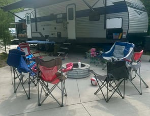 Prime Time RV Avenger 32BHS