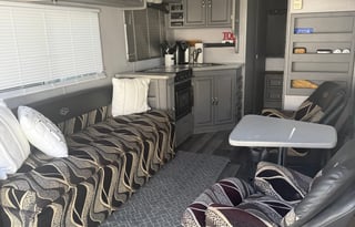 2007 Weekend Warrior Superlite Toyhauler