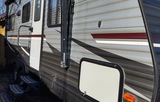 2017 Heartland Pioneer RD 210