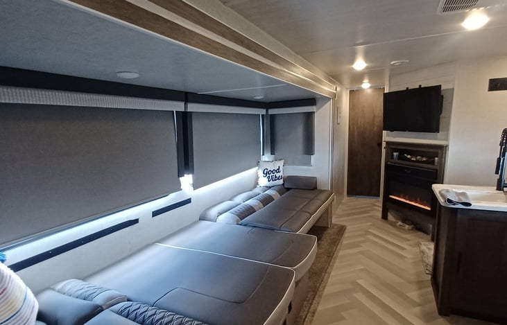 12 ft bed when dinette and couch converted into sleeping space