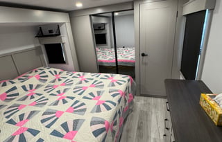 2025 Montana High Country 385 BR