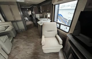 2018 Winnebago Forza 36G