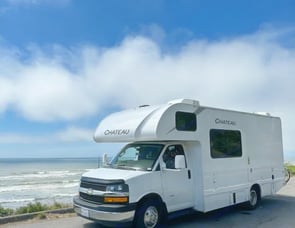 Thor Motor Coach Chateau 22E