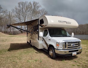 Thor Motor Coach Freedom Elite 26HE