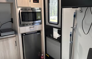 Dream - Lightweight. Off-Grid Ready.