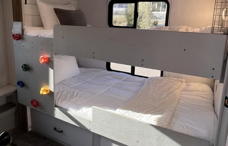 Fun, functional sleeping space the whole family will enjoy.