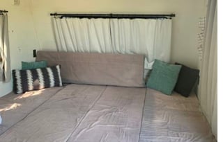 Cozy Renovated “Dutchie” Pet & Kid friendly Camper