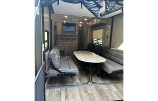2021 Coachmen Catalina Trail Blazer 28THS