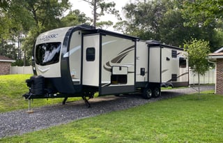 2019 Forest River RV Flagstaff Classic Super Lite 832IKBS
