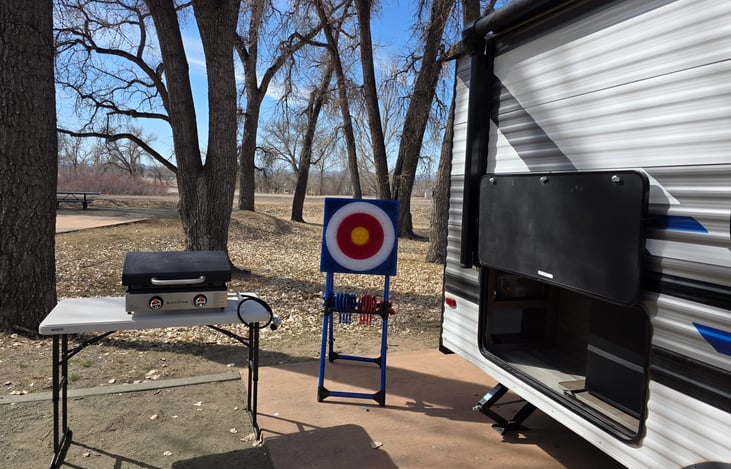Available for Rental:
22in Blackstone Griddle
4ft Outdoor Table