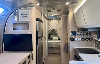 Airstream Globetrotter 27FB