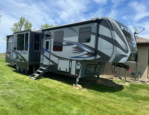 Keystone RV Fuzion 417