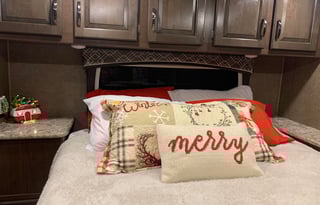 Unlimited Miles! Sleeps 12 - Bunk House  -5 TVs!