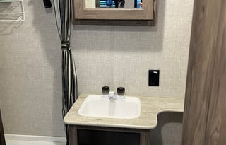 The Tank-Sink Trekker