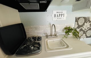 Chris and Keri’s Cozy Camper Getaway