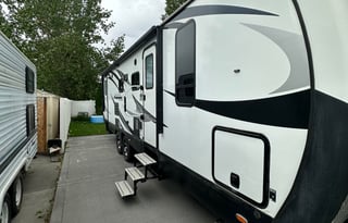 Outdoors RV 27 BHS
