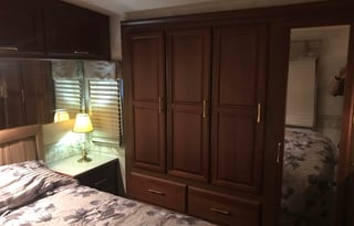 04 Winnebago Journey (A great rolling vacation)